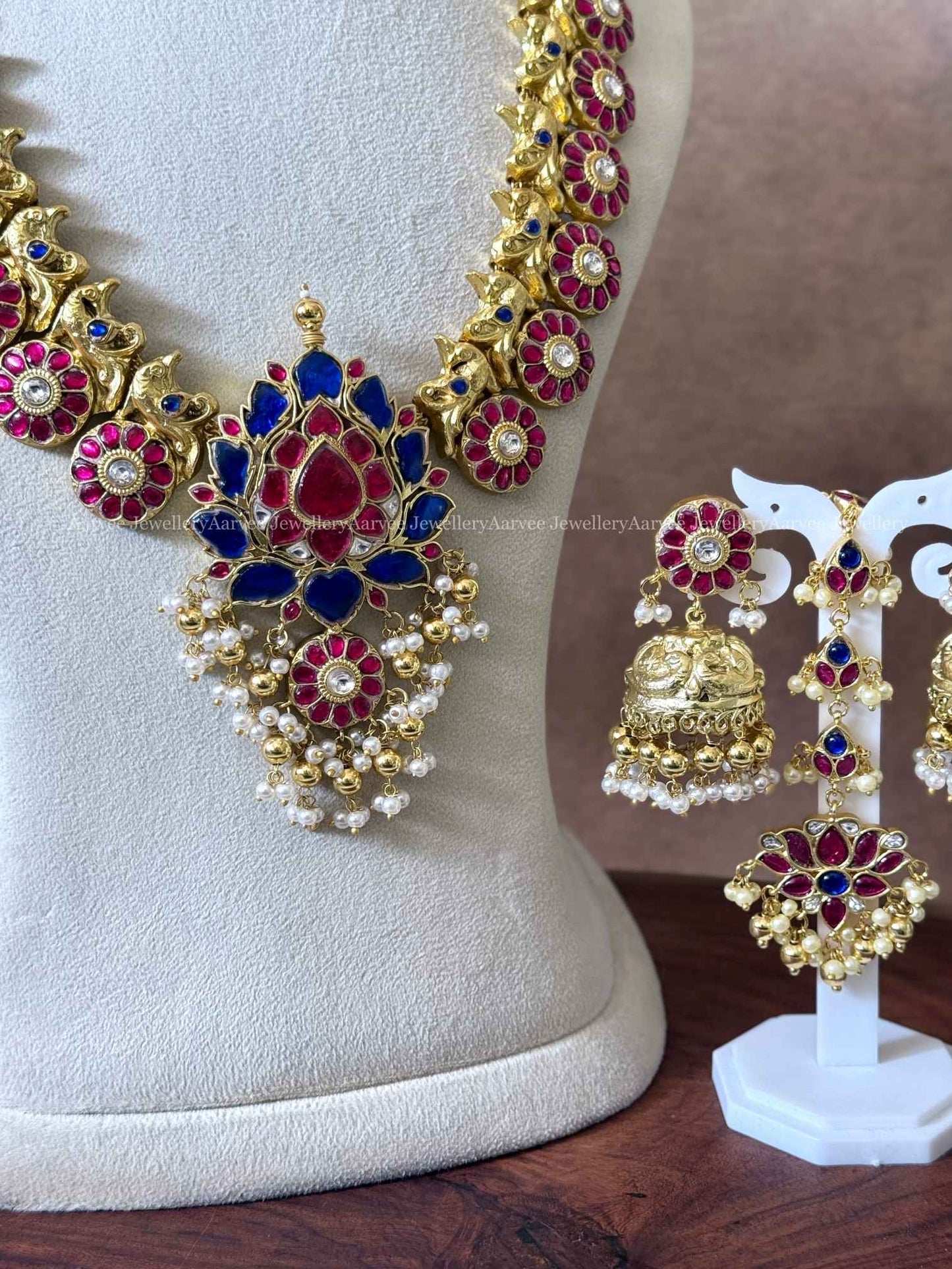 JADAU KUNDAN LOTUS BRIDAL JEWELLERY SET IN BLUE / PINK STONES