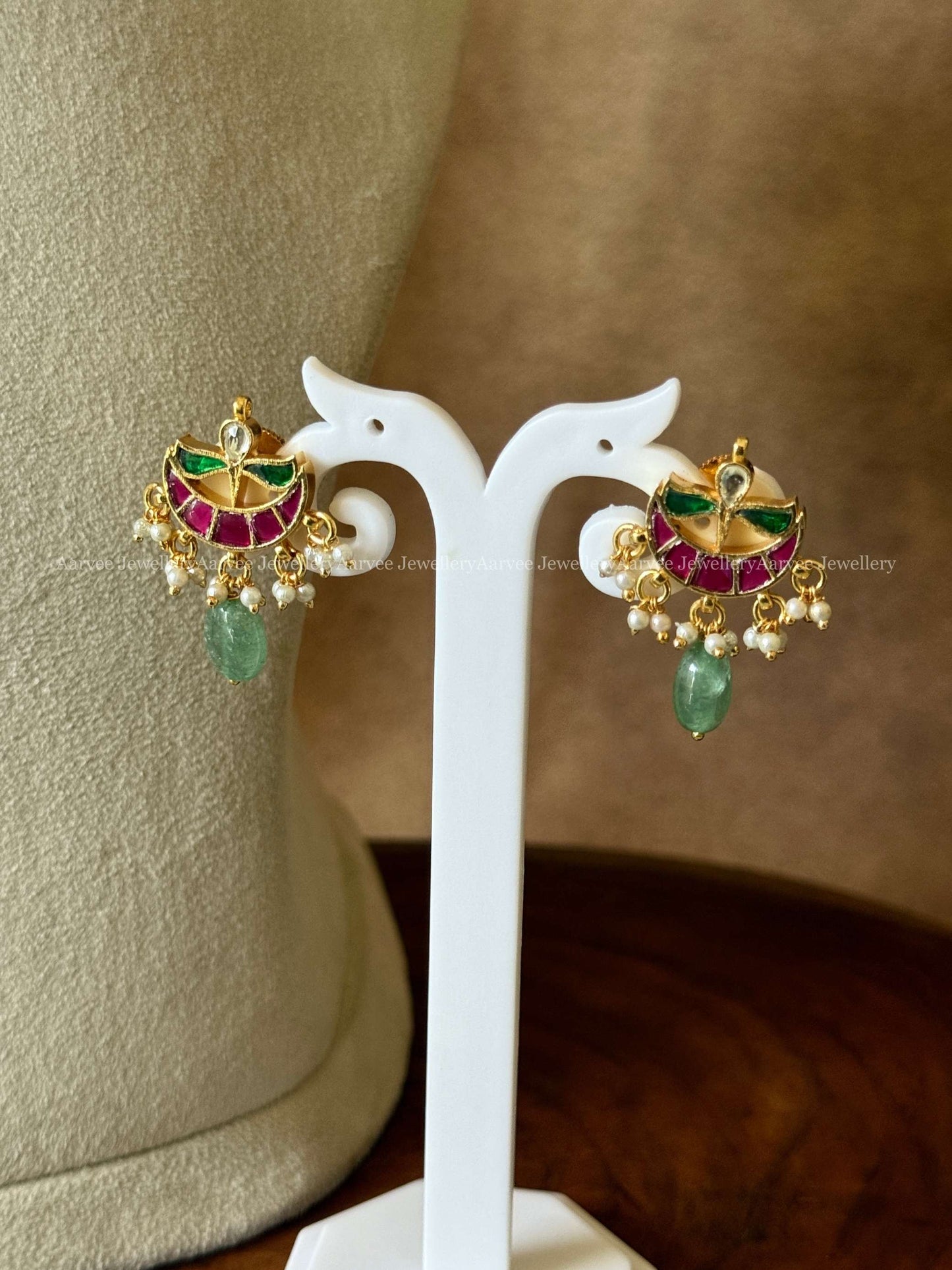 POLKI KUNDAN PEARL CHOKER SET WITH RUBY / GREEN STONE AND PASTEL BEADS