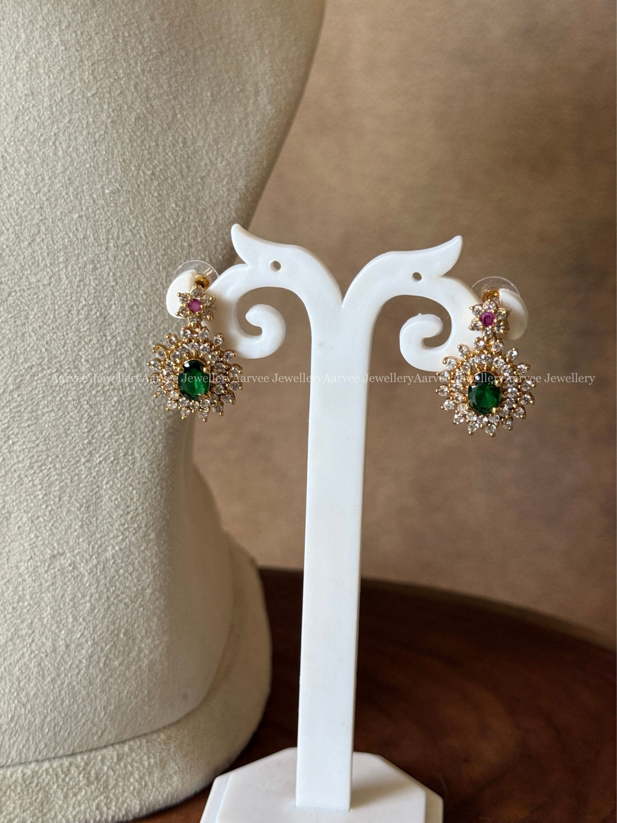 HIGH QUALITY PINK CZ STONE KANTI NECKLACE SET WITH WHITE / GREEN PENDANT