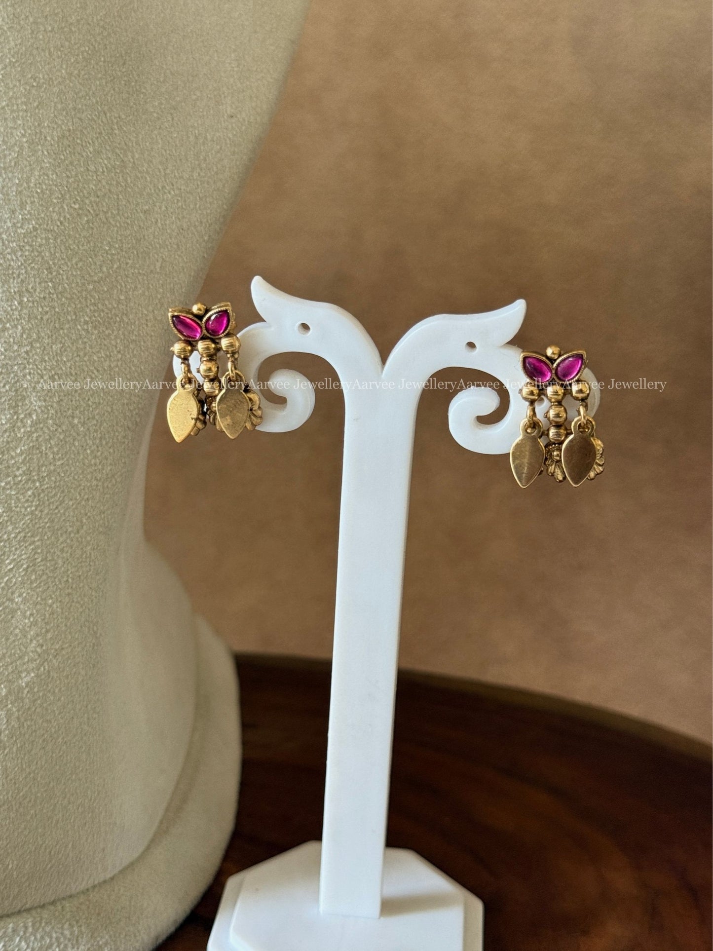 RUBY / GREEN STONES LEAF DESIGN ELLAKATHALI NECKLACE SET