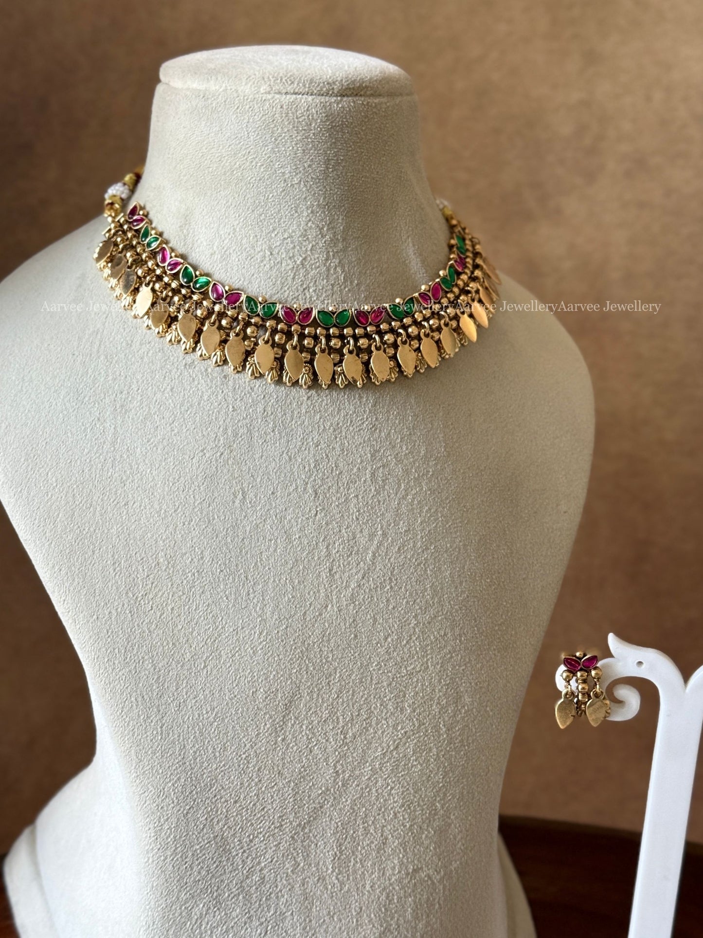 RUBY / GREEN STONES LEAF DESIGN ELLAKATHALI NECKLACE SET