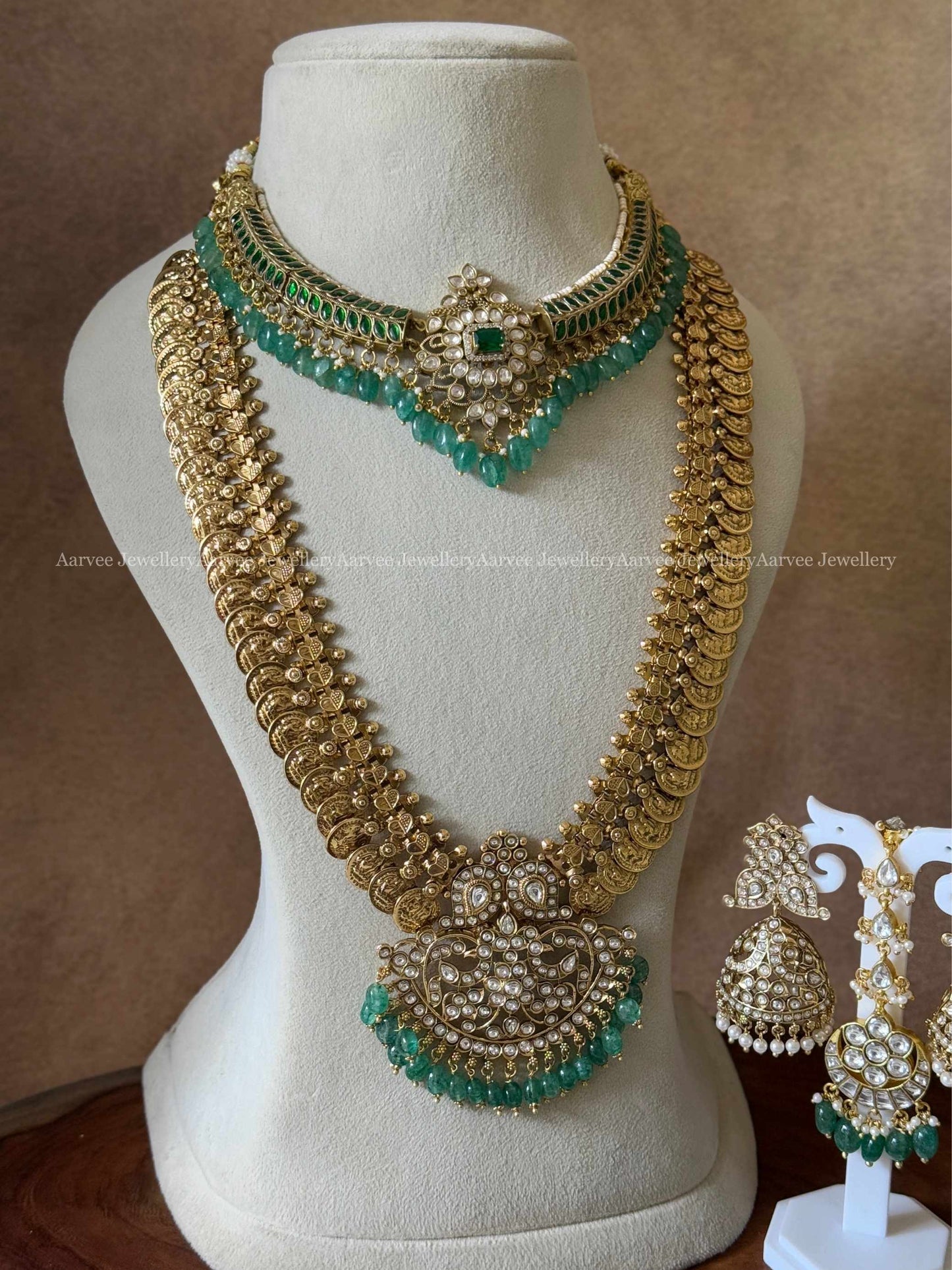 JADAU KUNDAN SEMI BRIDAL-  GREEN STONE KANTI NECKLACE, COIN HARAM SET AND TIKKA WITH PASTEL GREEN BEADS