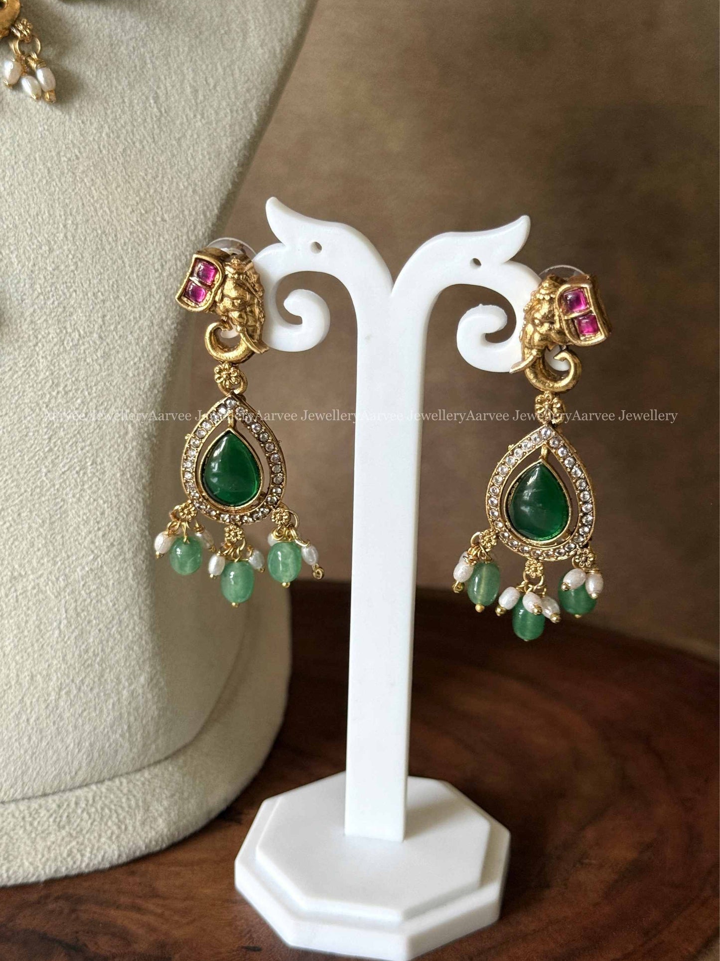 ELEGANT KANTI NECKLACE WITH LAKSHMI AND ELEPHANT DESIGN WITH PASTEL BEADS