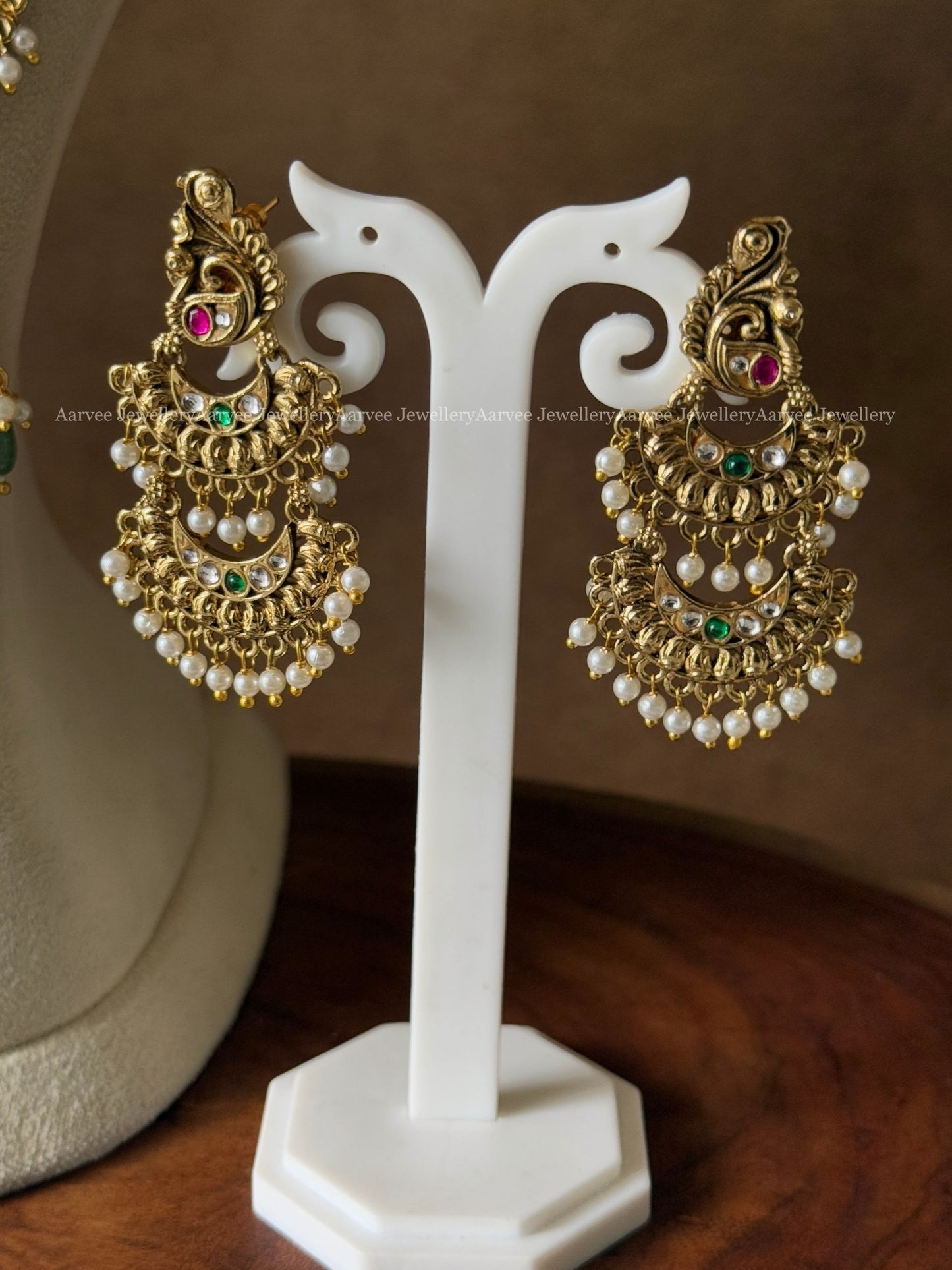 PREMIUM GOLD TONE KUNDAN CHAND & LAKSHMI MOTIF HARAM SET WITH PASTEL BEADS