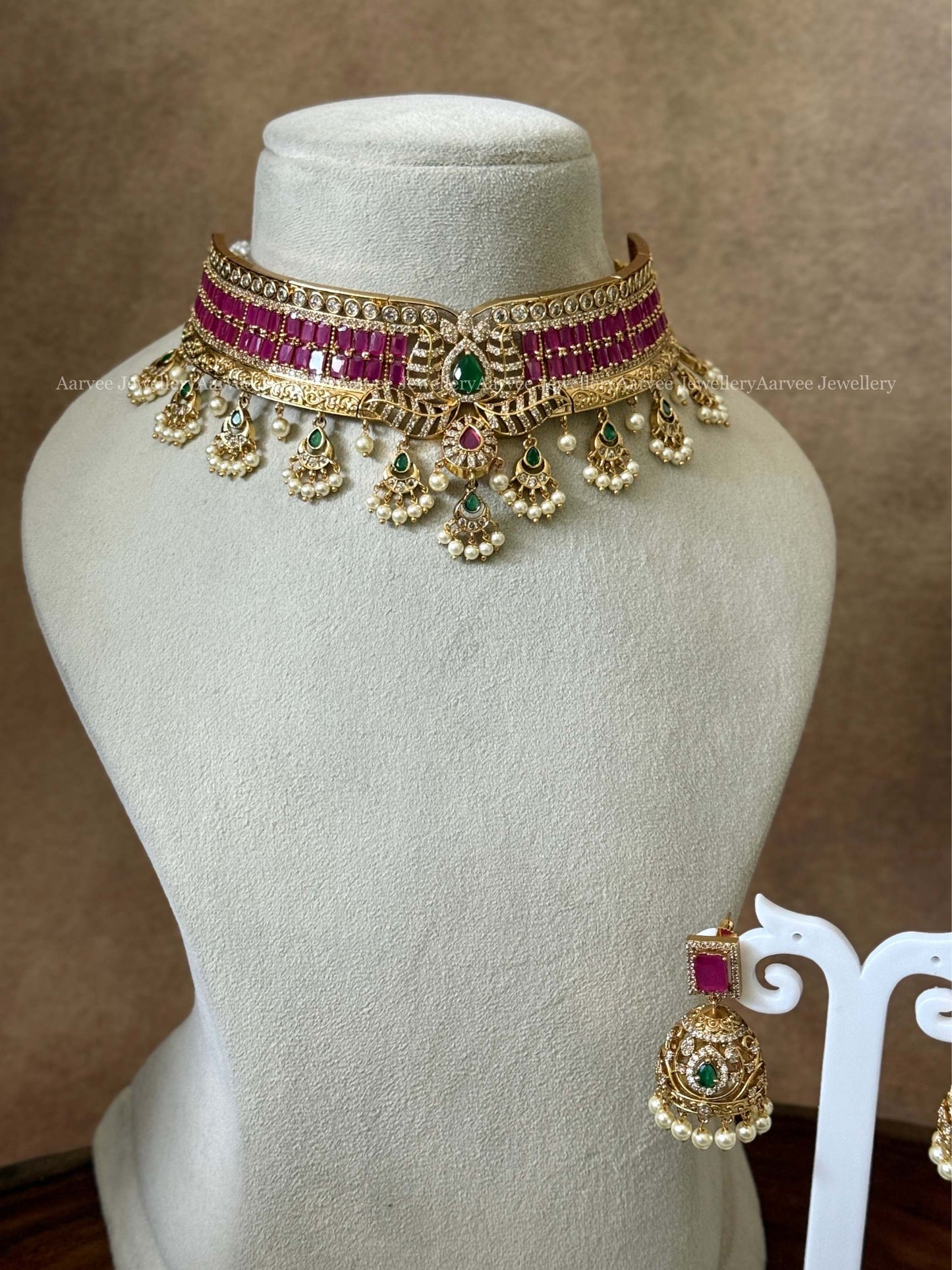 CZ PINK / GREEN STONES HIGHNECK CHOKER SET WITH PEARLS