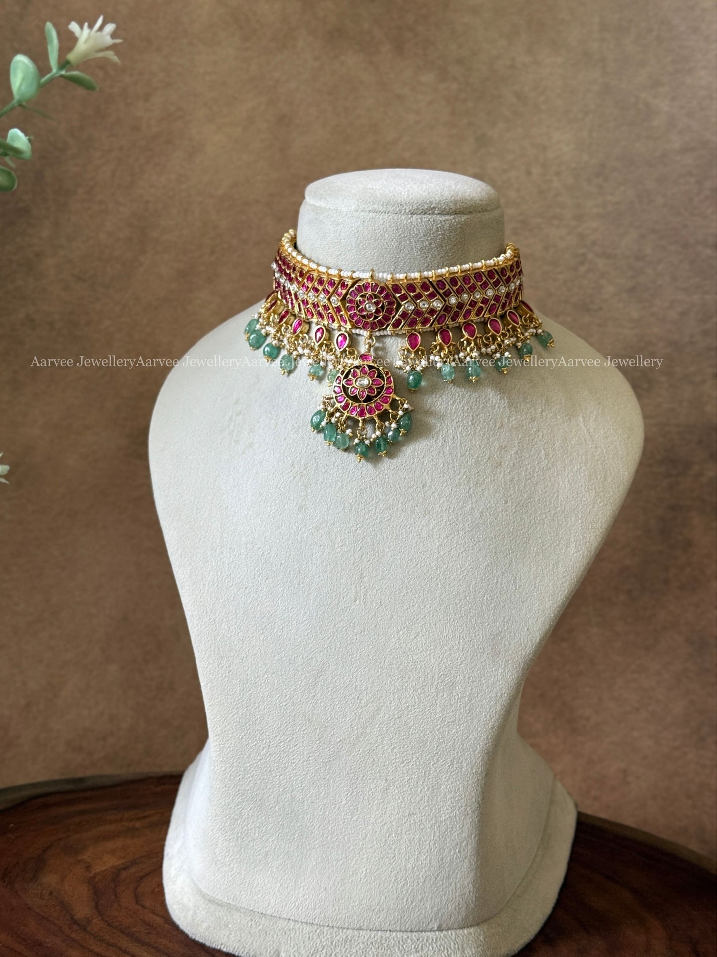 ADITI JADAU KUNDAN CHOKER | REVERSIBLE 2 IN 1 WITH WHITE AND RUBY STONES AND PASTEL BEADS