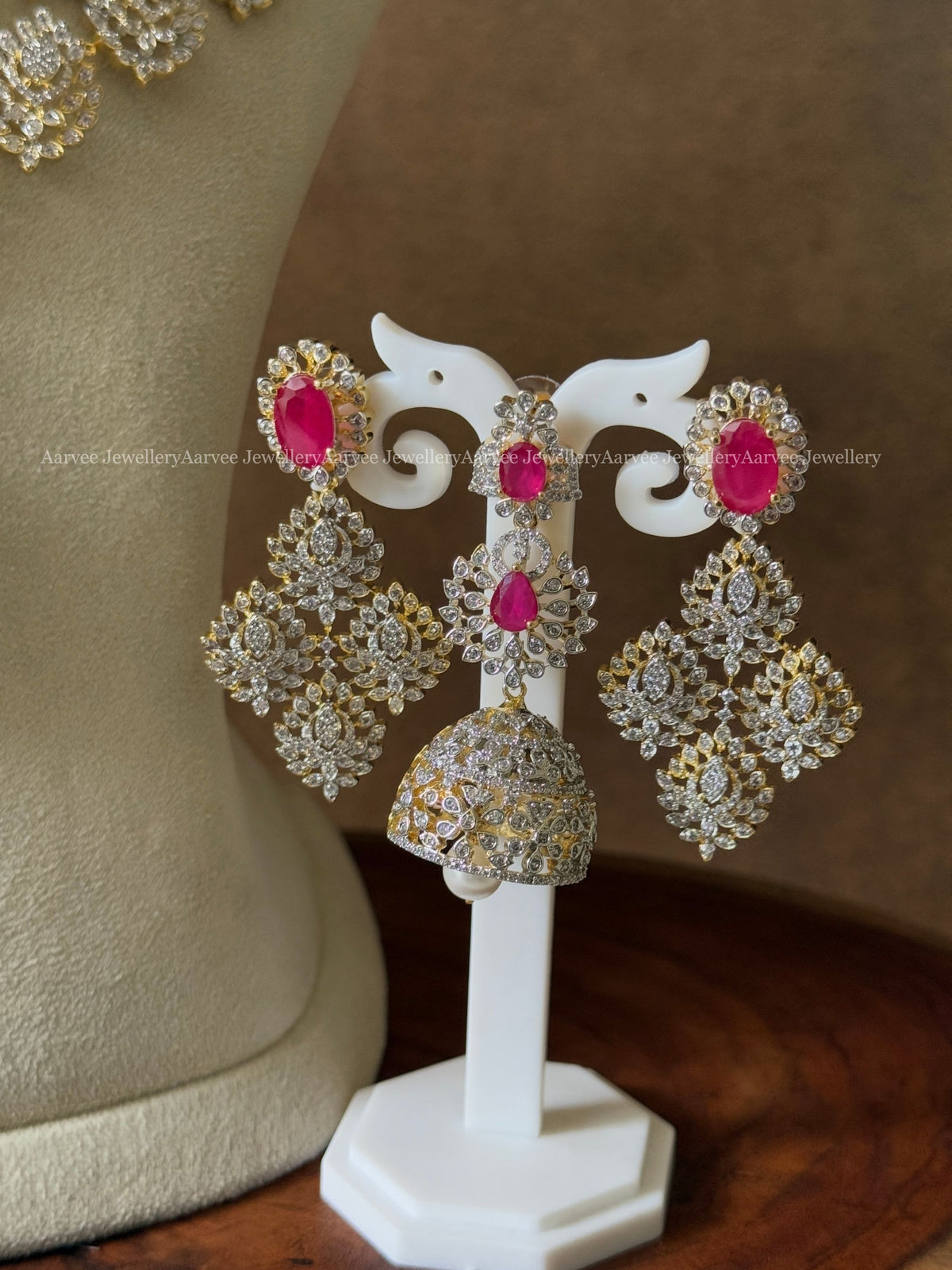 WHITE / RUBY AD STONES BRIDAL JEWELLERY SET