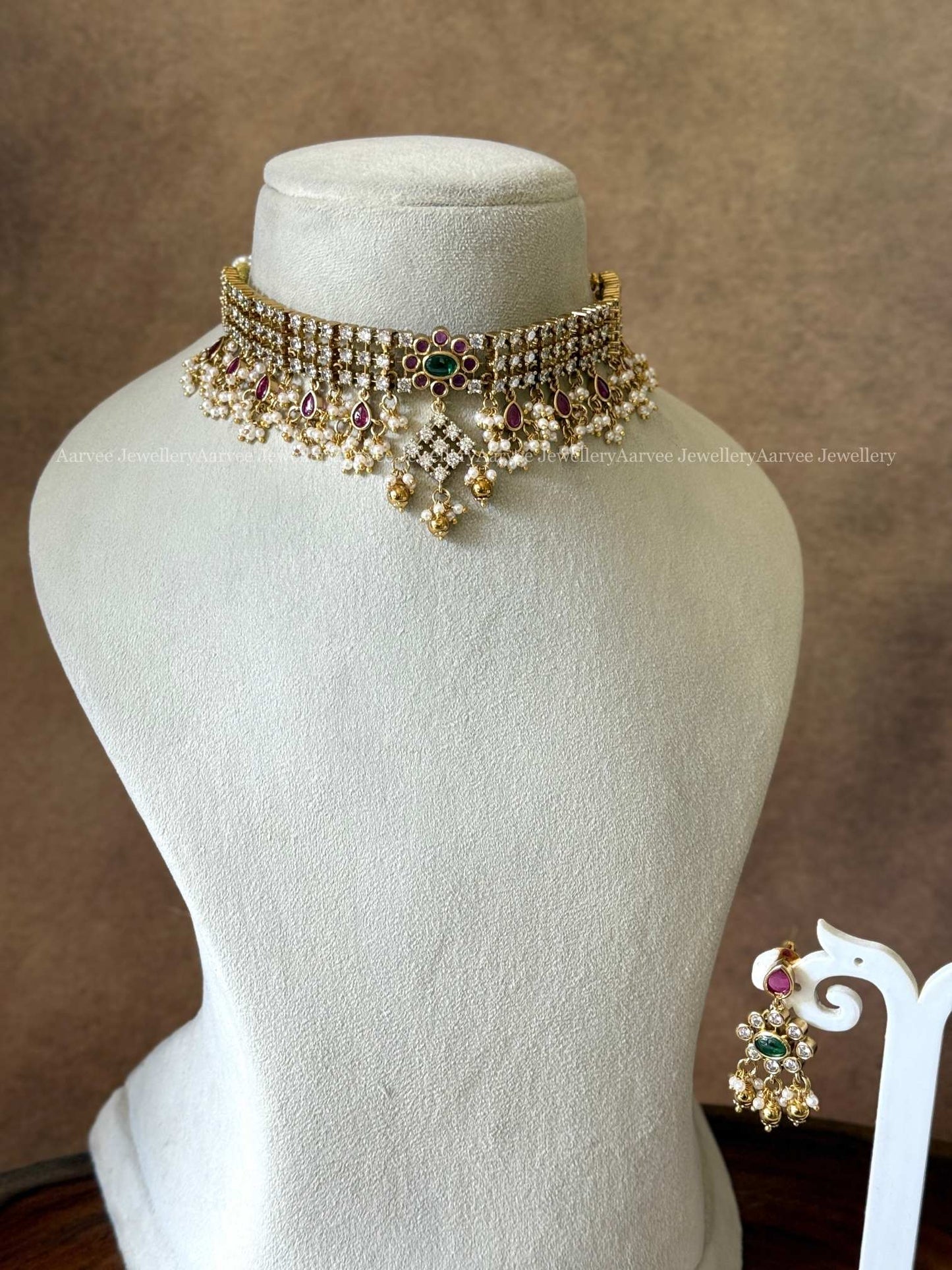 CZ WHITE/PINK STONES MINI CHOKER SET WITH GOLD BEADS