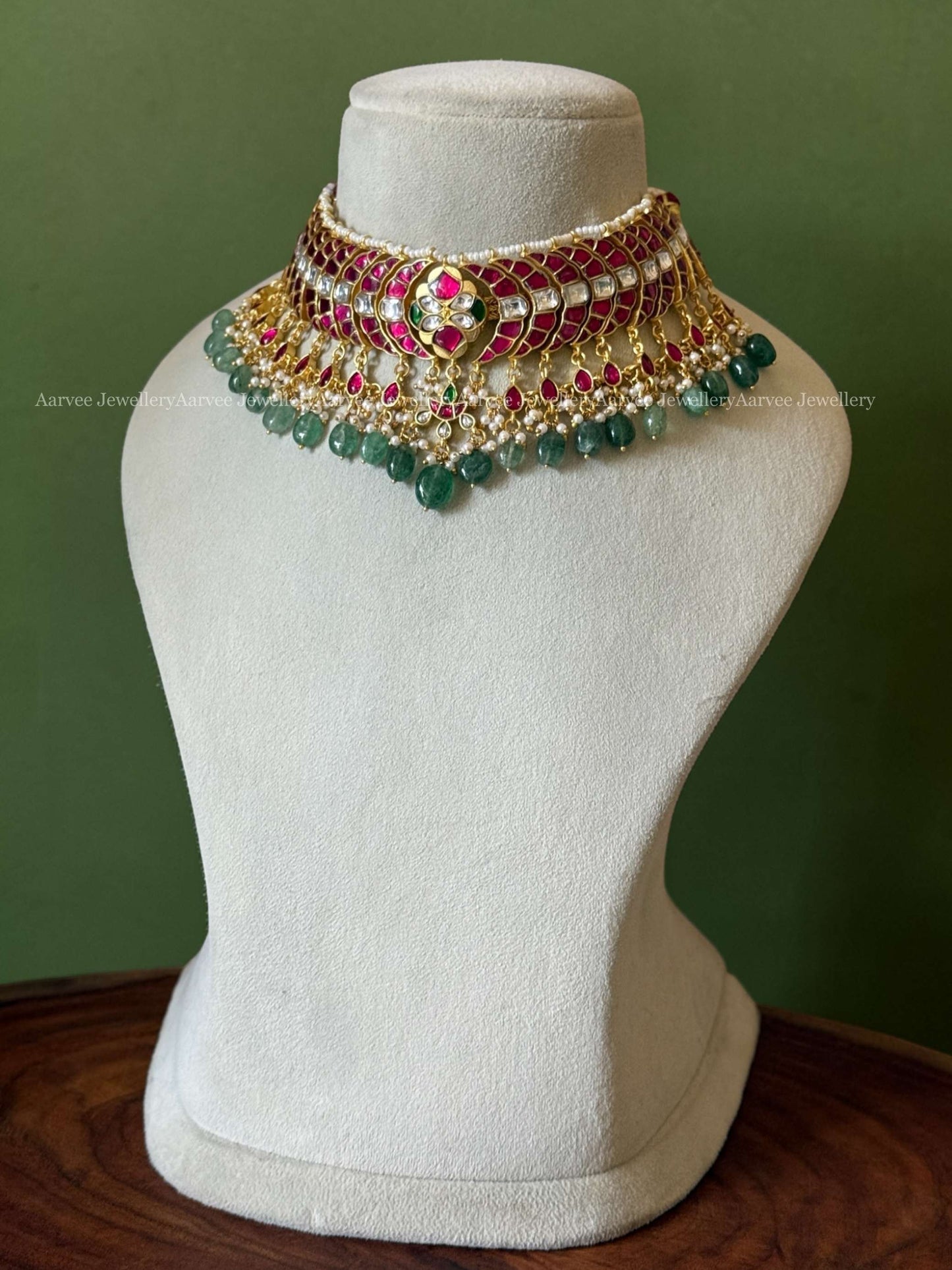 JADAU KUNDAN RUBY STONE FLORAL & CHAND DESIGN CHOKER WITH PASTEL BEADS