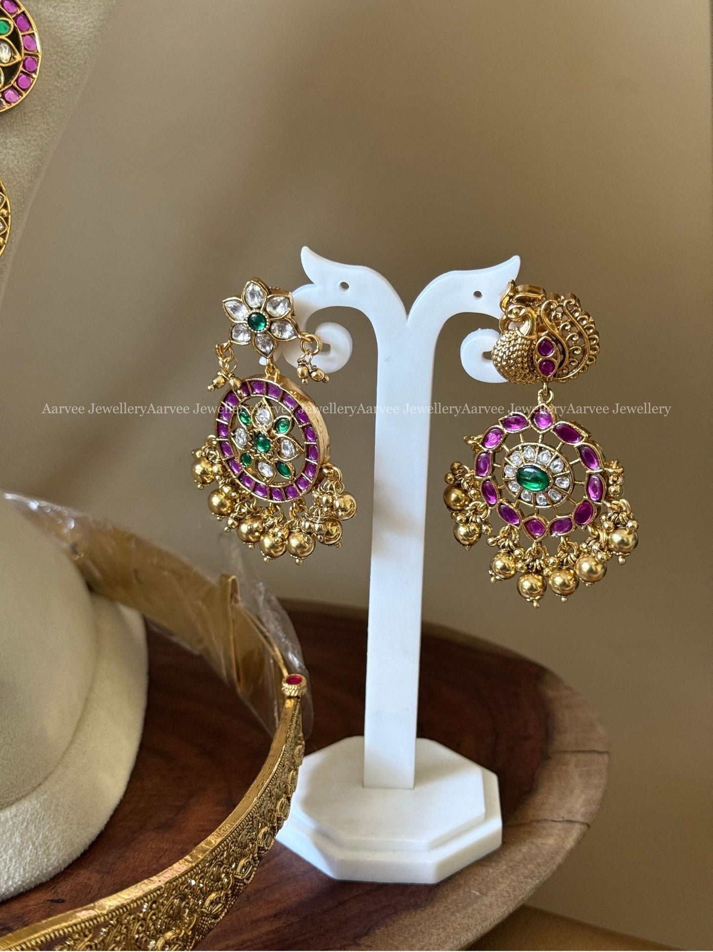 PREMIUM KUNDAN FLORAL BRIDAL JEWELLERY SET WITH PASTEL BEADS