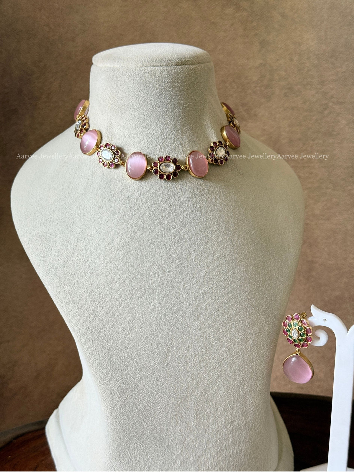 PREMIUM PASTEL PINK STONE FLORAL NECKLACE SET