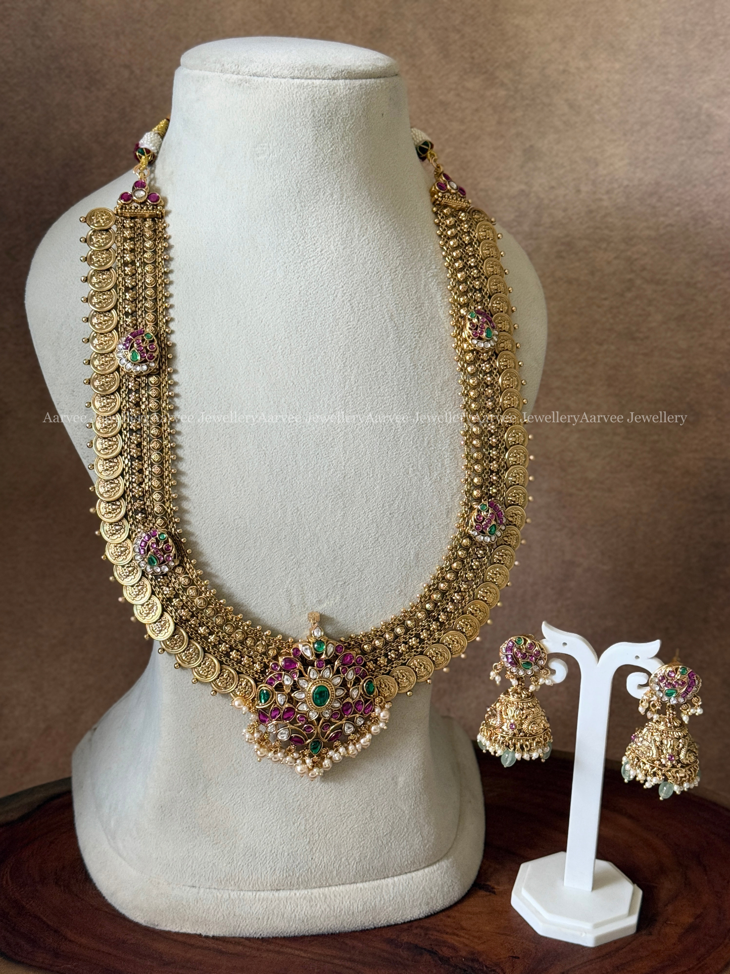 ANTIQUE GOLD STATEMENT COIN HARAM SET WITH 3 DETACHABLE PENDANT IN KUNDAN STONE & PASTEL BEADS