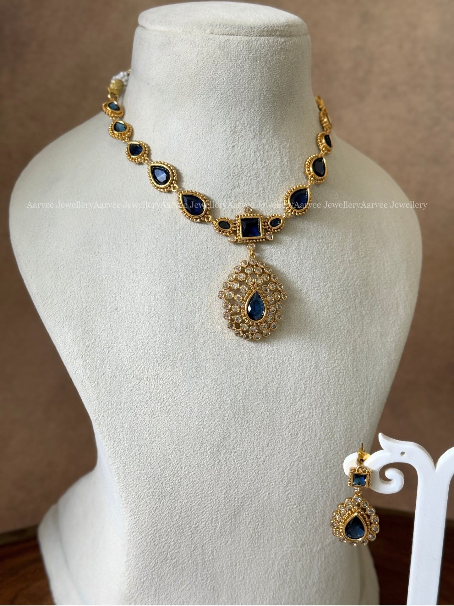 CZ NAVY BLUE STONE VICTORIAN TEAR DROP NECKLACE SET