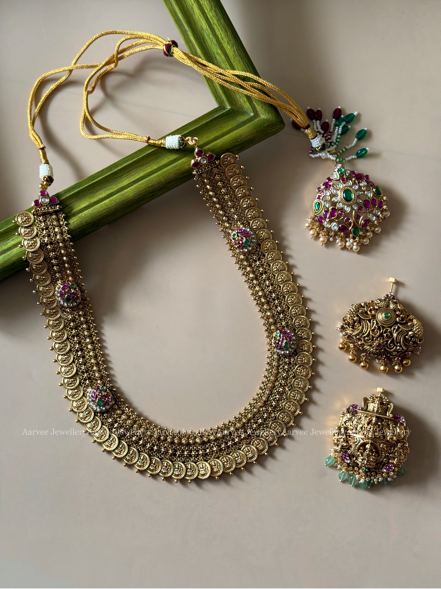 ANTIQUE GOLD STATEMENT COIN HARAM SET WITH 3 DETACHABLE PENDANT IN KUNDAN STONE & PASTEL BEADS