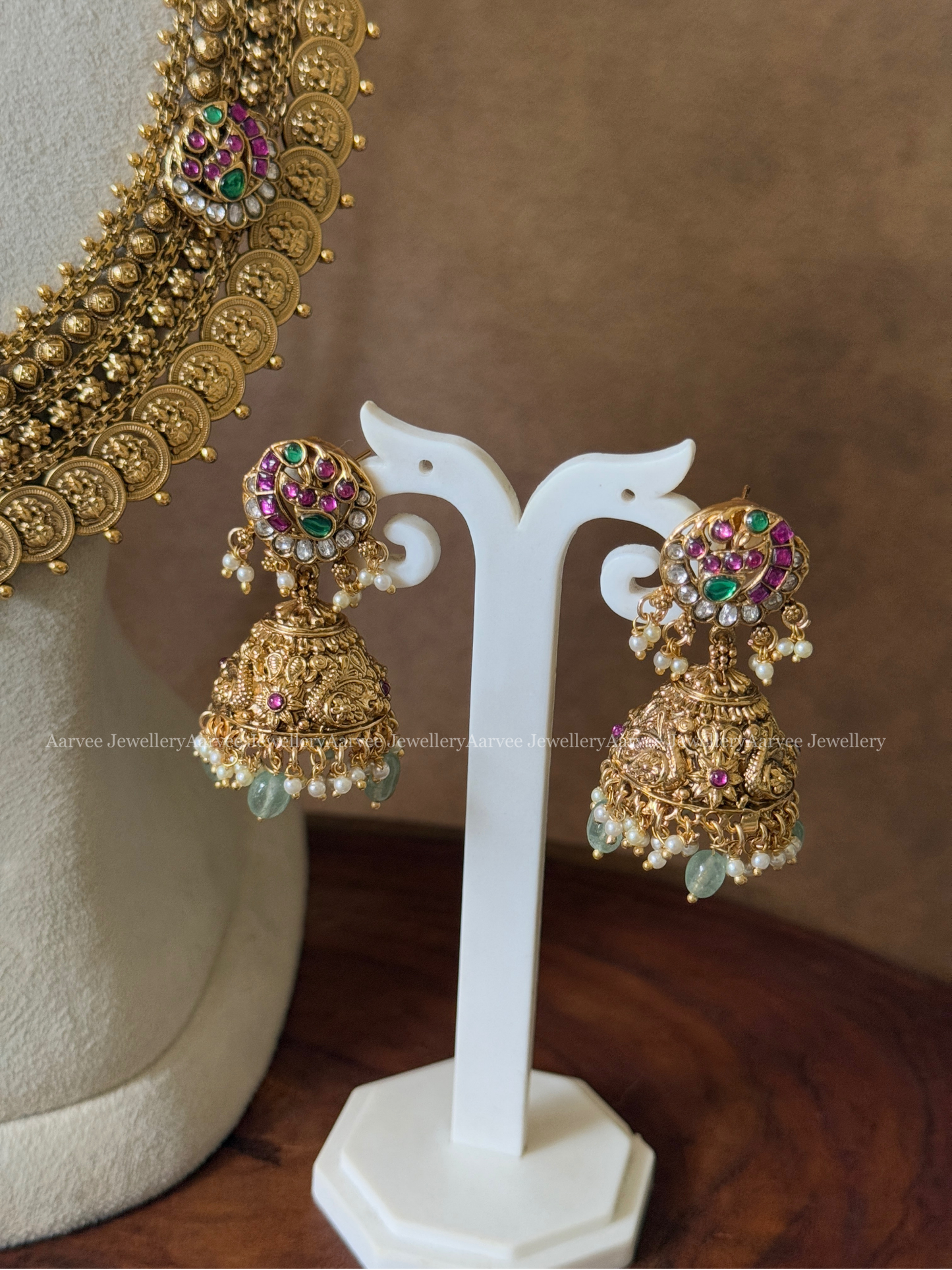 ANTIQUE GOLD STATEMENT COIN HARAM SET WITH 3 DETACHABLE PENDANT IN KUNDAN STONE & PASTEL BEADS