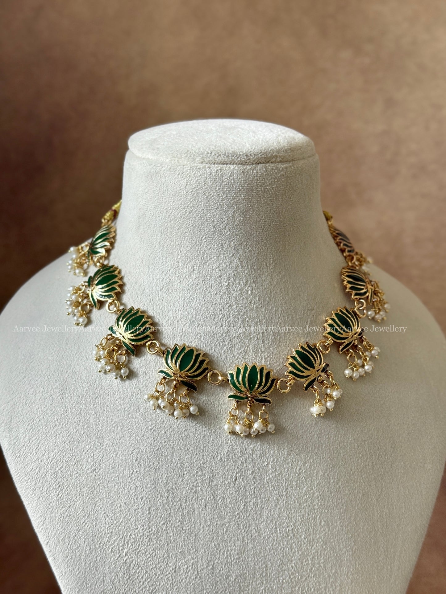 GREEN LOTUS NECKLACE SET WITH PEARL DROPS - PREMIUM