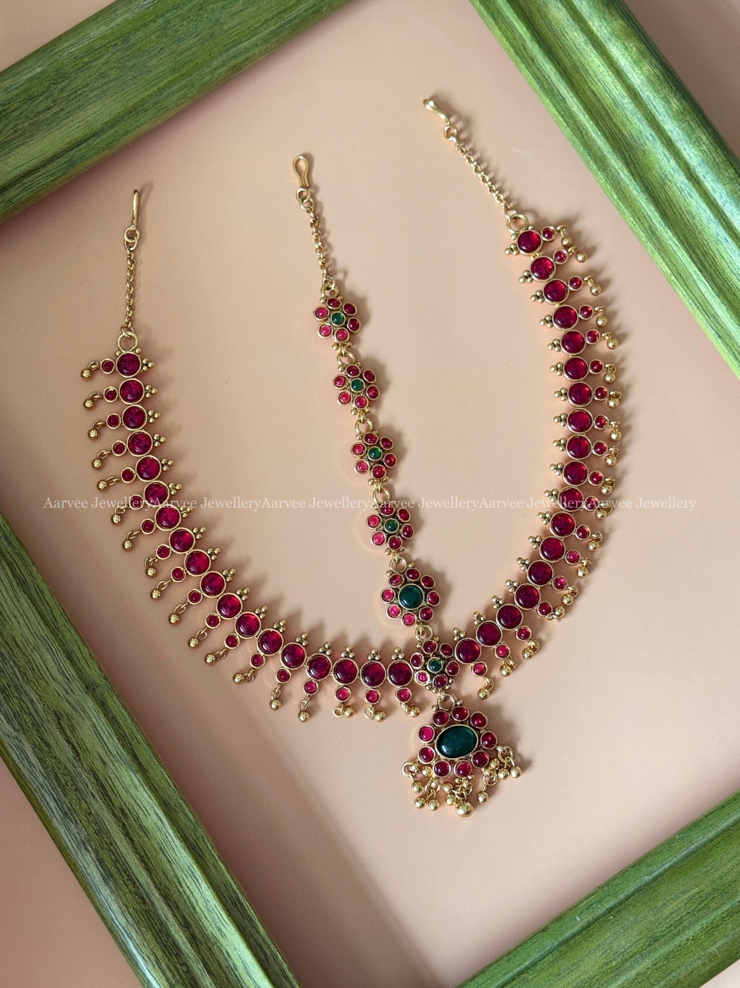 KEMP RUBY / GREEN STONES MATHAPATHI WITH GOLD BEADS