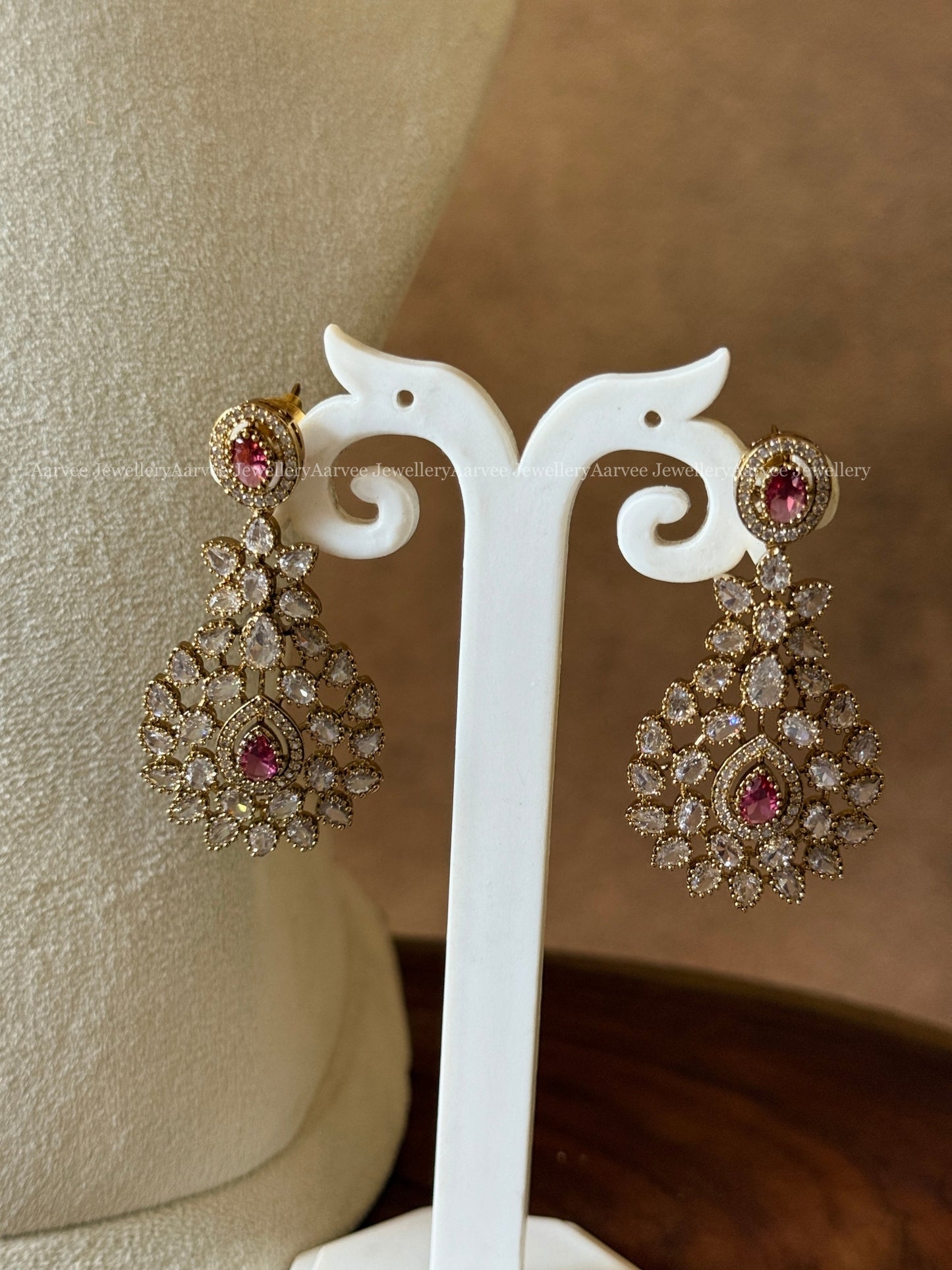 VICTORIAN RUBY STONE CHOKER SET