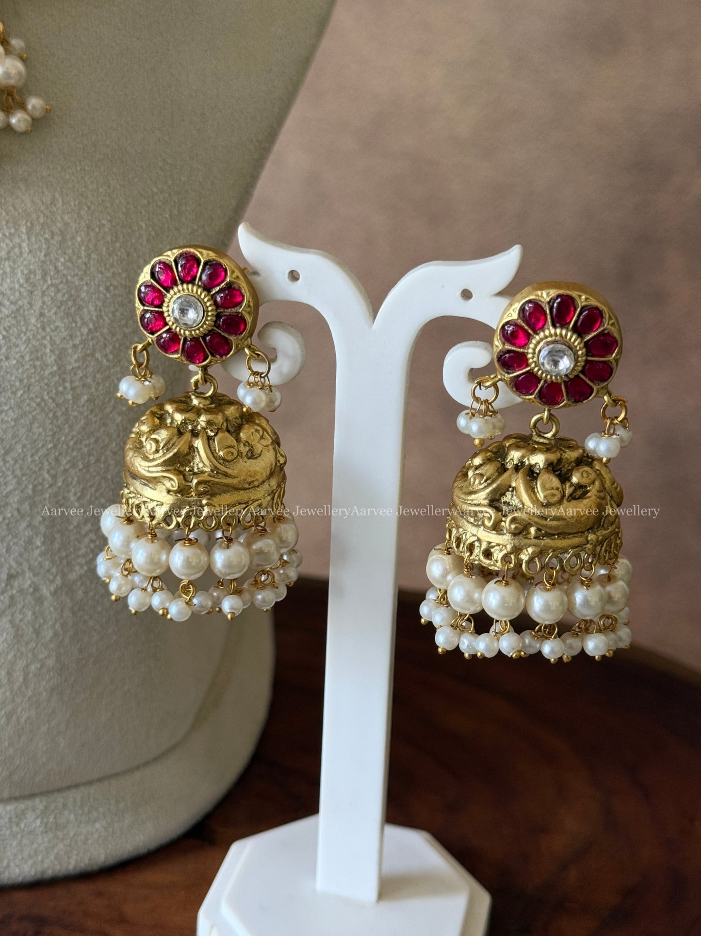 JADAU KUNDAN RUBY STONE BUTTA NECKLACE SET WITH LOTUS PENDANT
