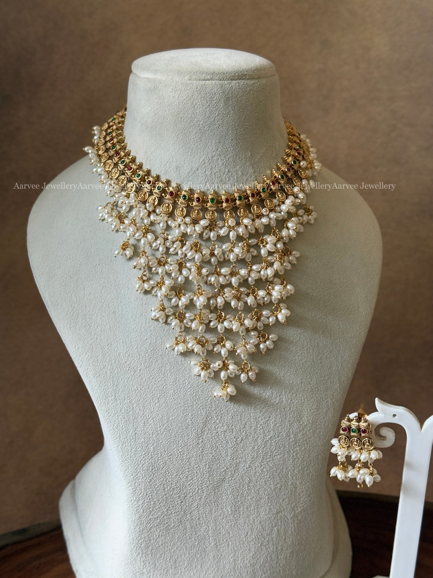 GOLD FINISH LAYERED PEARL NECKLACE SET