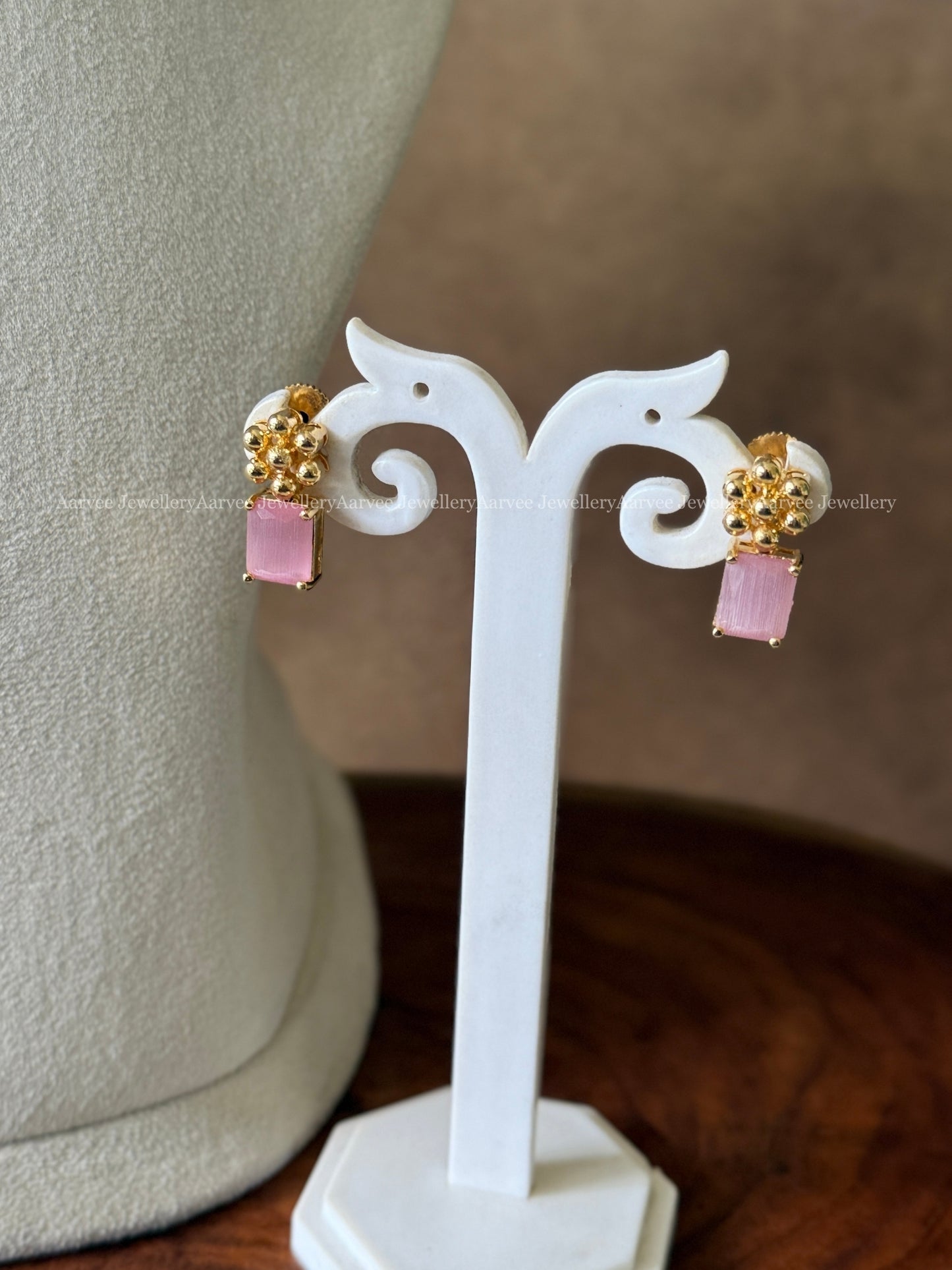 GOLD FINISH FLORAL AND CZ PASTEL PINK NECKLACE SET