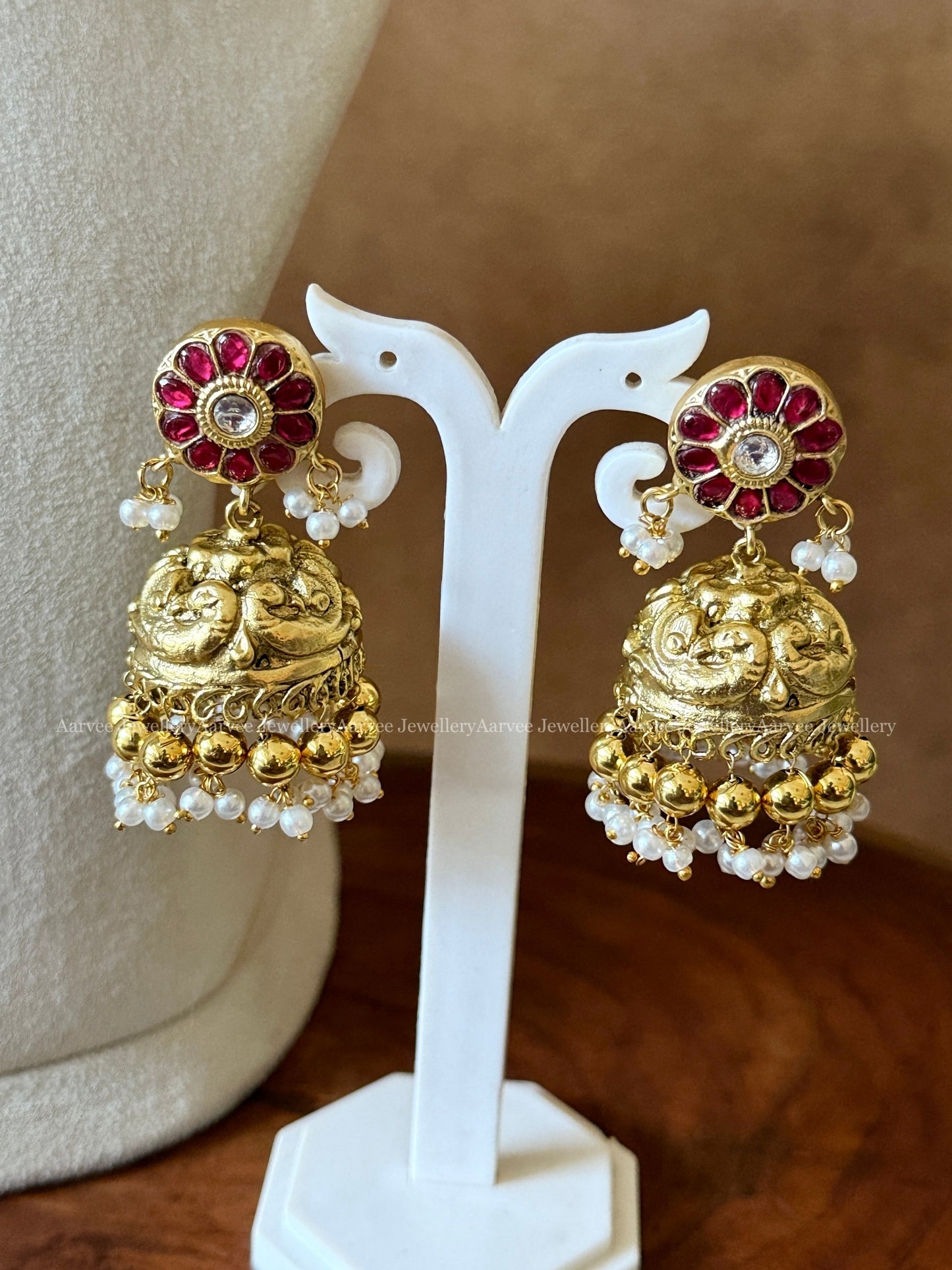JADAU KUNDAN RUBY / GREEN STONE LOTUS CHOKER AND JHUMKI WITH GOLD BEADS & PEARLS