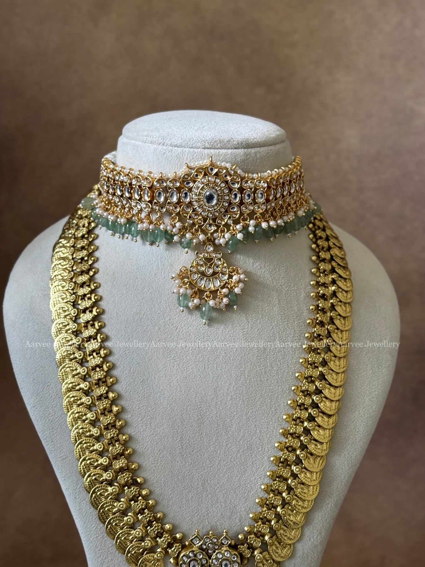 COMBO - WHITE KEMP STONE CHOKER WITH JADAU KUNDAN COIN MIDLENGTH HARAM WITH PASTEL BEADS