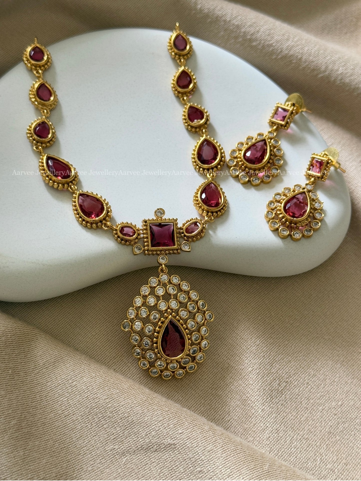 CZ RED STONE VICTORIAN TEAR DROP NECKLACE SET