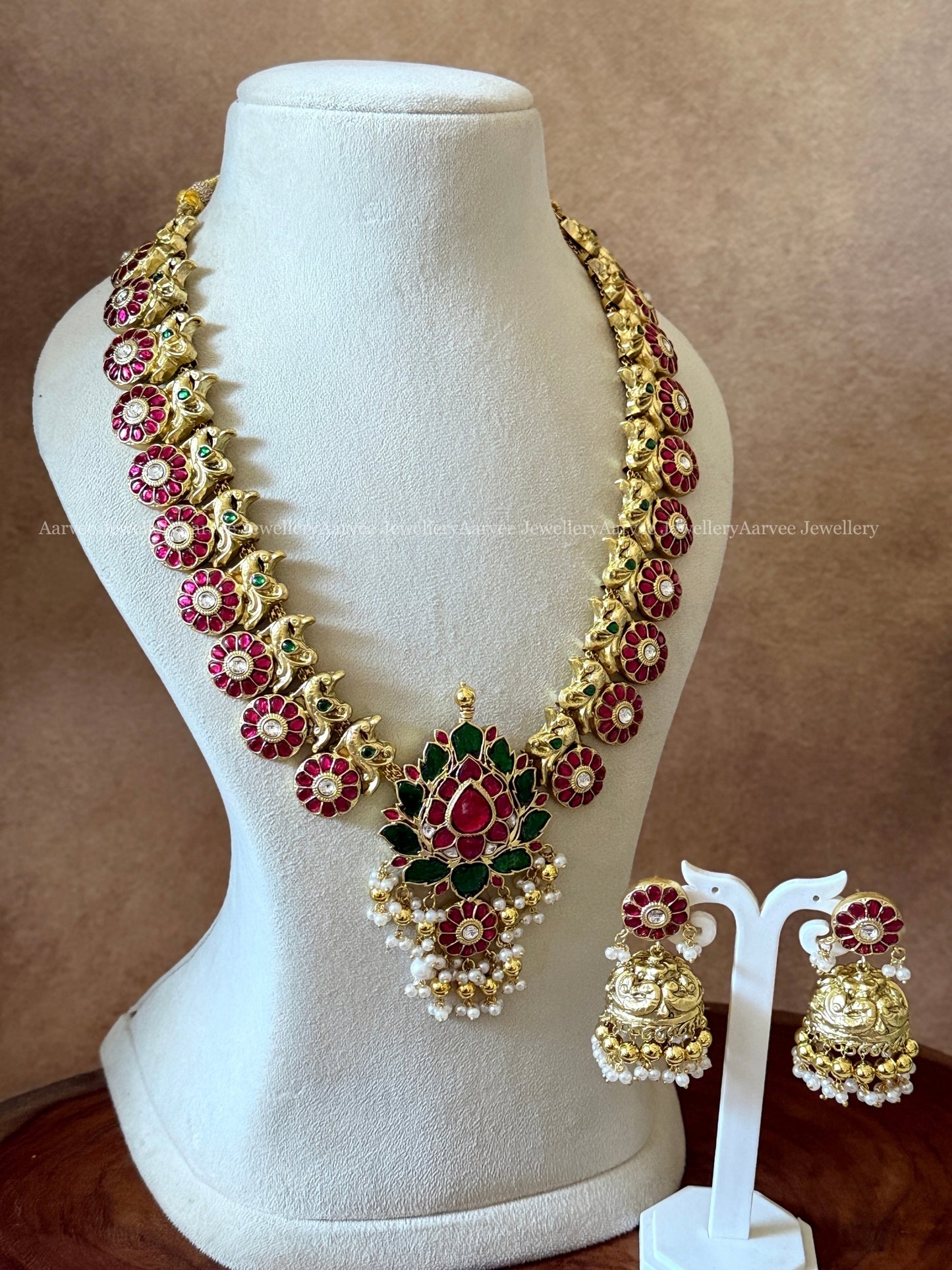 JADAU KUNDAN RUBY / GREEN STONE LOTUS HARAM SET WITH GOLD BEADS & PEARLS