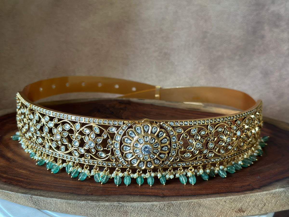 JADAU KUNDAN EXCLUSIVE WHITE STONES AND PASTEL BEADS BRIDAL JEWELLERY SET