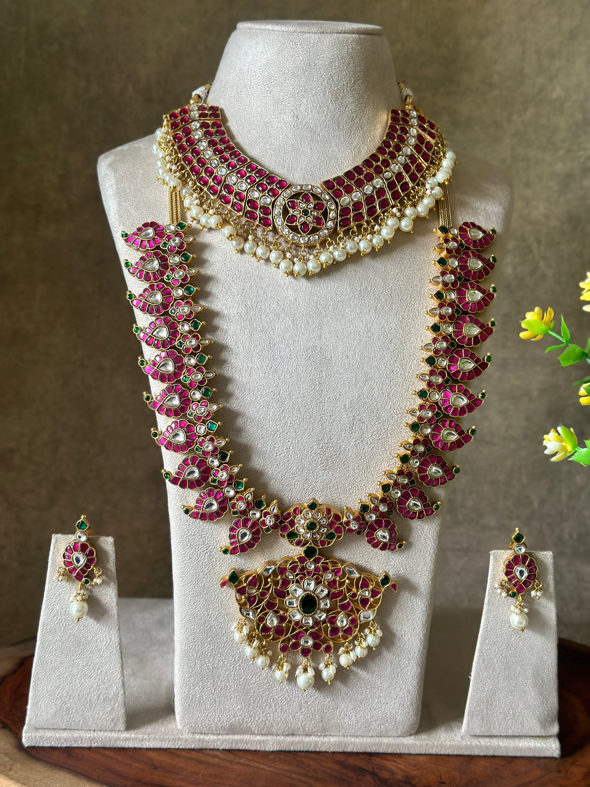JADAU KUNDAN EXCLUSIVE RUBY STONES MANGO MOTIF SEMI BRIDAL JEWELLERY SET