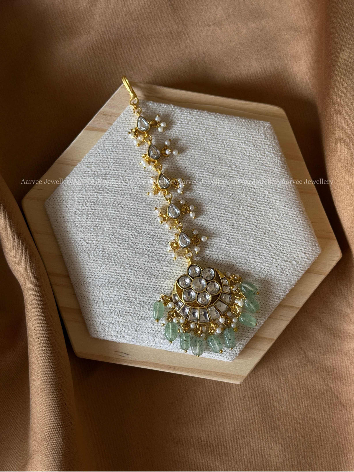 JADAU KUNDAN EXCLUSIVE WHITE STONES AND PASTEL BEADS BRIDAL JEWELLERY SET