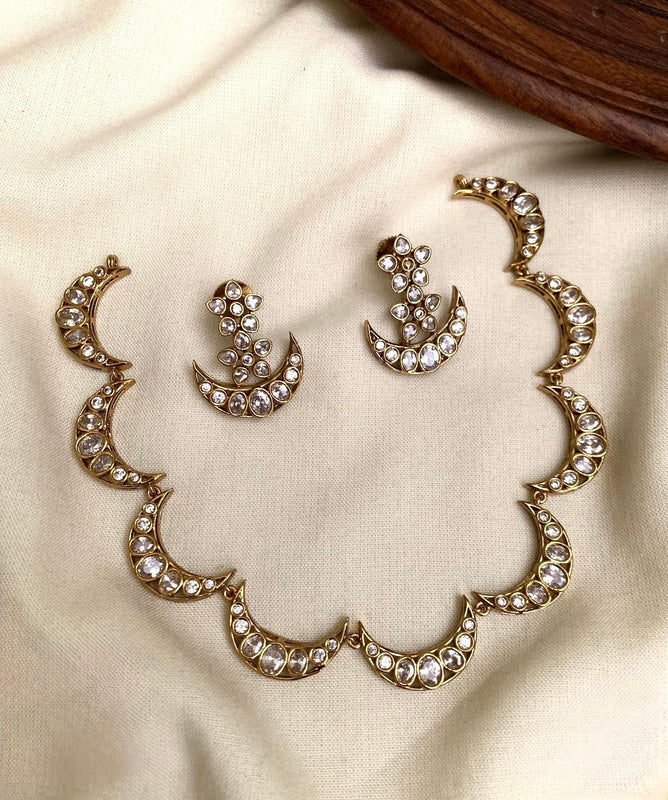 WHITE STONE CHAND NECKLACE SET