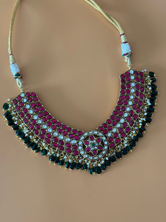 PINK STONE JADAU KUNDAN BUTTA CHOKER WITH GREEN BEADS